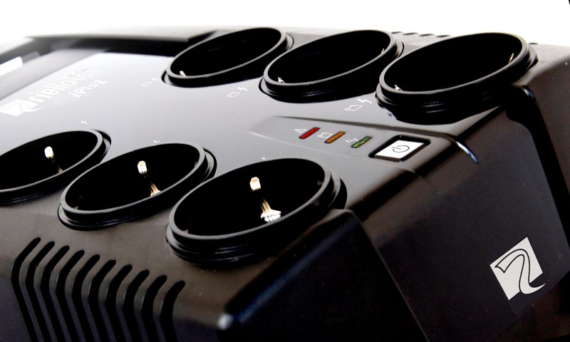 Sai Riello iPlug 600VA / 360W Offline - IPG600 (7 minutos) - Imagen 3